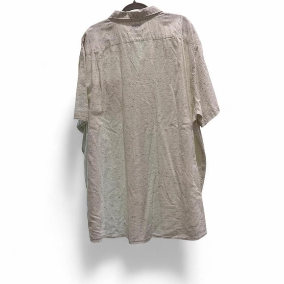 Cream and Speckled Short Sleeve Button-Up Shirt - Picture 5 of 5
